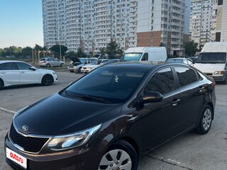2015 Kia Rio 6-speed III, коричневый, 1230000 рублей, вид 1