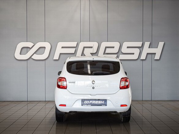 2014 Renault Sandero II, белый - вид 3