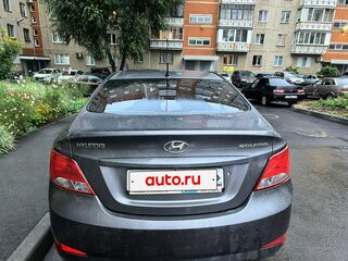 2015 Hyundai Solaris I Рестайлинг, серый, 1070000 рублей, вид 4