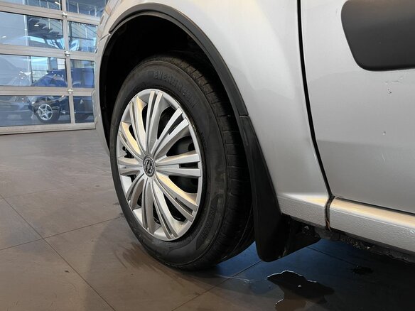 2012 Lada (ВАЗ) Largus I, серебристый, 537000 рублей - вид 18