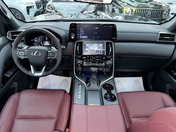 2026 Lexus LX 500d IV, чёрный, 18790000 рублей - вид 17