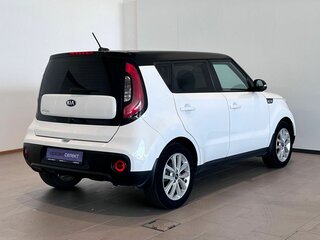 2018 Kia Soul II Рестайлинг, белый, 1620000 рублей, вид 2