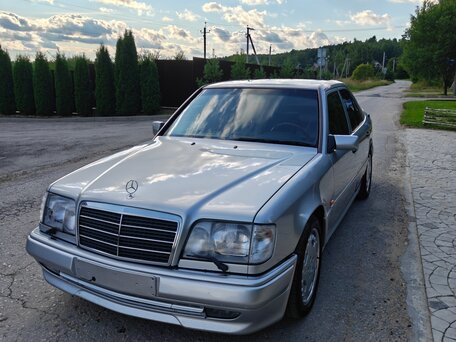 1994 Mercedes-Benz E-Класс 420 I (W124), серебристый, 4900000 рублей, вид 1