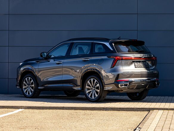 2024 Changan CS75 Plus III, серый, 2395000 рублей - вид 8