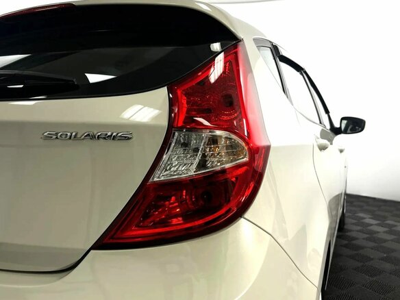 2014 Hyundai Solaris I, бежевый, 1310000 рублей - вид 19