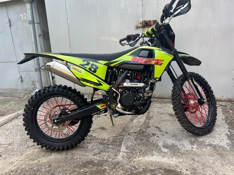 2025 MZ ES, зелёный, 179999 рублей, вид 3