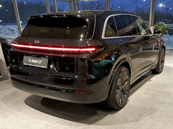 2026 Li Auto (Lixiang) L7 52.3 kWh I Рестайлинг, чёрный, 10590000 рублей - вид 2