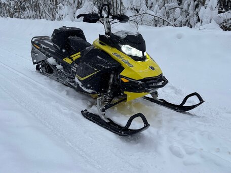 2016 BRP Ski-Doo Summit 850, жёлтый, 1250000 рублей, вид 1
