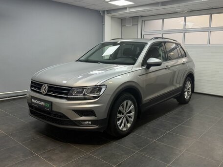 2020 Volkswagen Tiguan II, серый, 2475000 рублей, вид 1