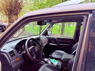 2008 Mitsubishi Pajero IV, коричневый, 1900000 рублей, вид 4