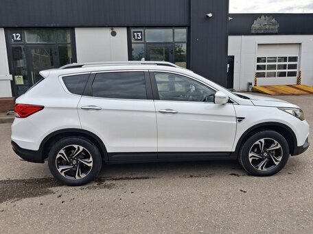2019 Dongfeng AX7 I, белый, 1385000 рублей, вид 4