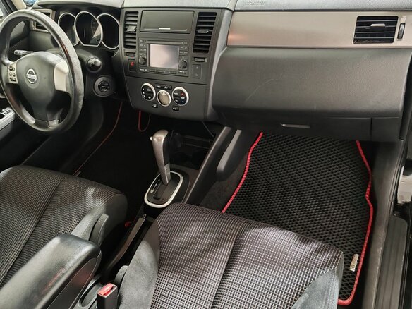 2011 Nissan Tiida I Рестайлинг, чёрный - вид 15