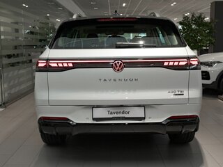 2026 Volkswagen Tavendor I Рестайлинг, белый, 6050000 рублей, вид 4