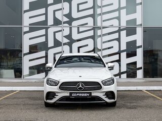 2021 Mercedes-Benz E-Класс 220 d V (W213, S213, C238) Рестайлинг, белый, 4200000 рублей, вид 3
