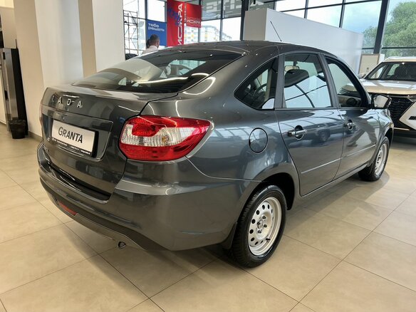 2026 Lada (ВАЗ) Granta I Рестайлинг, серый, 1118000 рублей - вид 8