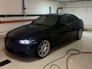2008 BMW 3 серии 325i V (E90/E91/E92/E93), чёрный, 1400000 рублей, вид 4