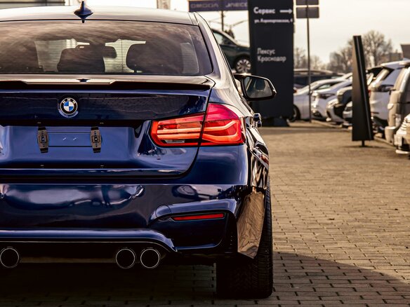 2018 BMW 3 серии 320i VI (F3x) Рестайлинг, синий, 2025000 рублей - вид 15