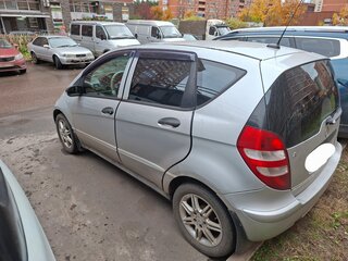 2005 Mercedes-Benz A-Класс 150 II (W169), серебристый, 380000 рублей, вид 3