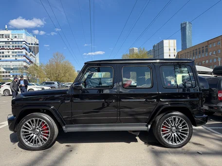 2025 Mercedes-Benz G-Класс AMG 63 AMG II (W465) Рестайлинг, чёрный, 25990000 рублей, вид 4