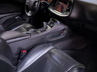 2018 Dodge Challenger III Рестайлинг 2, серый, 4000000 рублей, вид 5