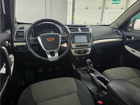2016 Geely Emgrand X7 I Рестайлинг, белый, 585000 рублей - вид 16
