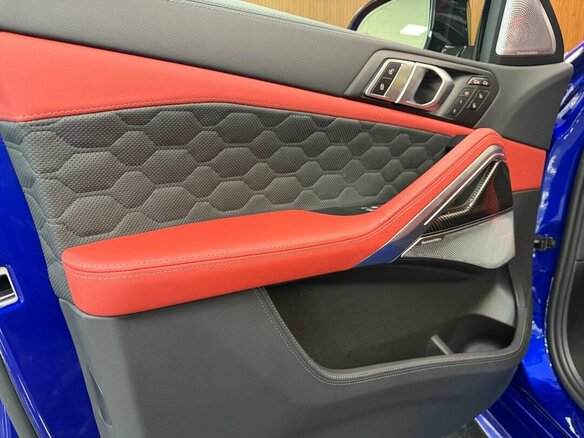 2025 BMW X6 M Competition III (F96) Рестайлинг, синий, 17981660 рублей - вид 11