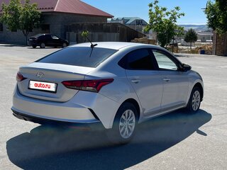 2020 Hyundai Solaris II Рестайлинг, серебристый, 985000 рублей, вид 3