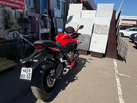 2020 Honda CBR 650R, красный, 1000000 рублей, вид 4