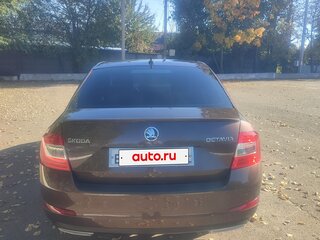 2015 Skoda Octavia III (A7), коричневый, 1500000 рублей, вид 4