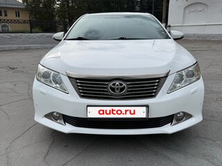 2014 Toyota Camry VII (XV50), белый, 1900000 рублей, вид 2