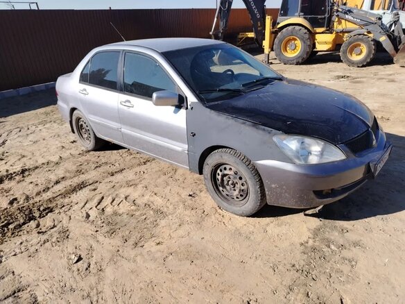 2005 Mitsubishi Lancer IX Рестайлинг, серебристый, 290000 рублей - вид 1