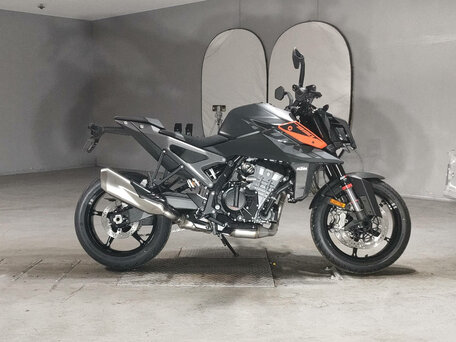 2024 KTM 990 Duke, серый, 1240000 рублей, вид 1