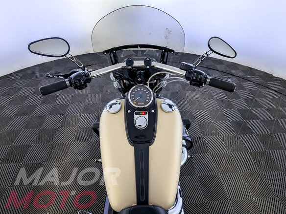 2014 Harley-Davidson Fat Bob, бежевый, 889000 рублей - вид 10
