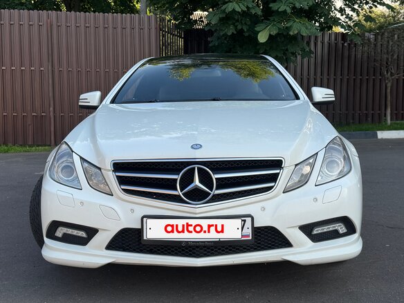 2011 Mercedes-Benz E-Класс 250 7G-Tronic IV (W212, S212, C207), белый - вид 2