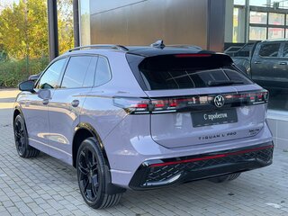 2026 Volkswagen Tiguan L Pro III (China Market), фиолетовый, 4550000 рублей, вид 5