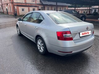 2018 Skoda Octavia III (A7) Рестайлинг, серебристый, 1350000 рублей, вид 3