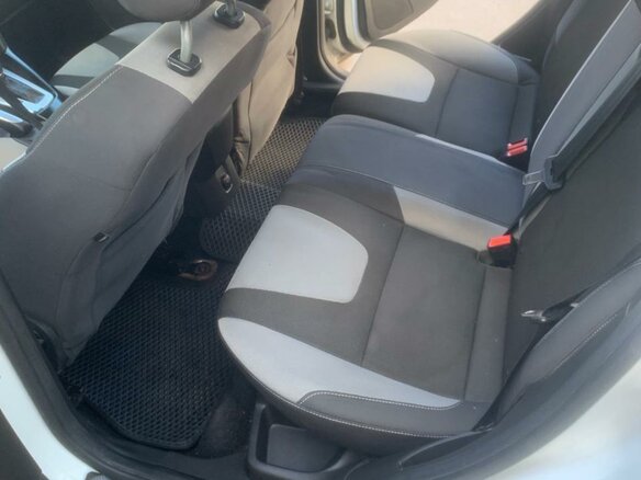 2012 Ford Focus III, белый - вид 10