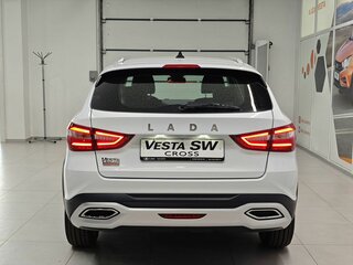 2026 Lada (ВАЗ) Vesta SW Cross I Рестайлинг (NG), белый, 2246000 рублей, вид 4