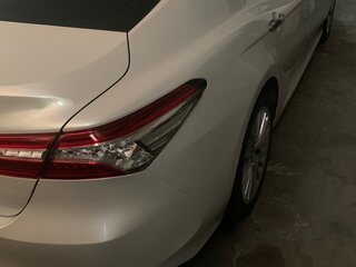 2019 Toyota Camry VIII (XV70), белый, 2600000 рублей, вид 3