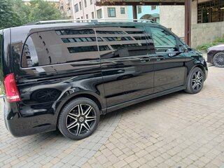 2020 Mercedes-Benz V-Класс Long 250 d длинный III (W447) Рестайлинг, чёрный, 4800000 рублей, вид 3