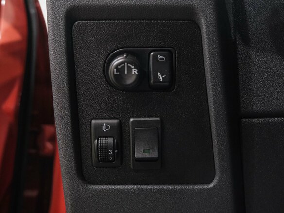 2007 Nissan Qashqai I, красный, 599000 рублей - вид 22