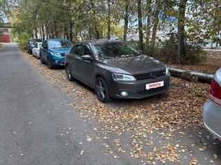 2013 Volkswagen Jetta VI, коричневый, 650000 рублей, вид 1