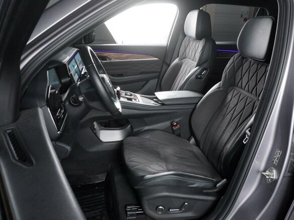 2025 Geely Xingyue L I Рестайлинг, серый, 3430000 рублей - вид 9