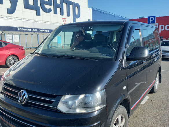 2011 Volkswagen Caravelle LWB Long T5 Рестайлинг, чёрный, 1880000 рублей