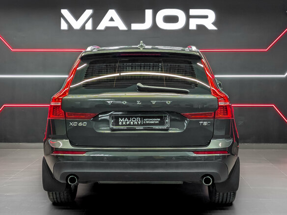 2020 Volvo XC60 II, зелёный - вид 5