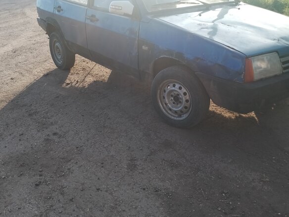 2001 Lada (ВАЗ) 21093i, серебристый, 38000 рублей - вид 1