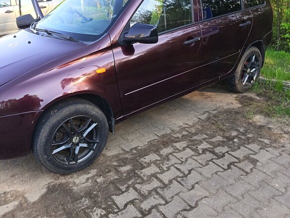 2011 Lada (ВАЗ) Kalina I, пурпурный, 280000 рублей - вид 2