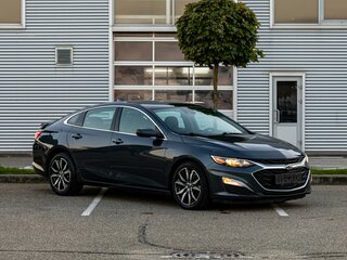 2020 Chevrolet Malibu IX Рестайлинг, серый, 1795000 рублей, вид 3