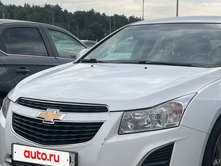2014 Chevrolet Cruze I Рестайлинг, белый, 885000 рублей, вид 2