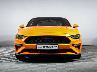 2019 Ford Mustang VI Рестайлинг, оранжевый, 3350000 рублей, вид 2